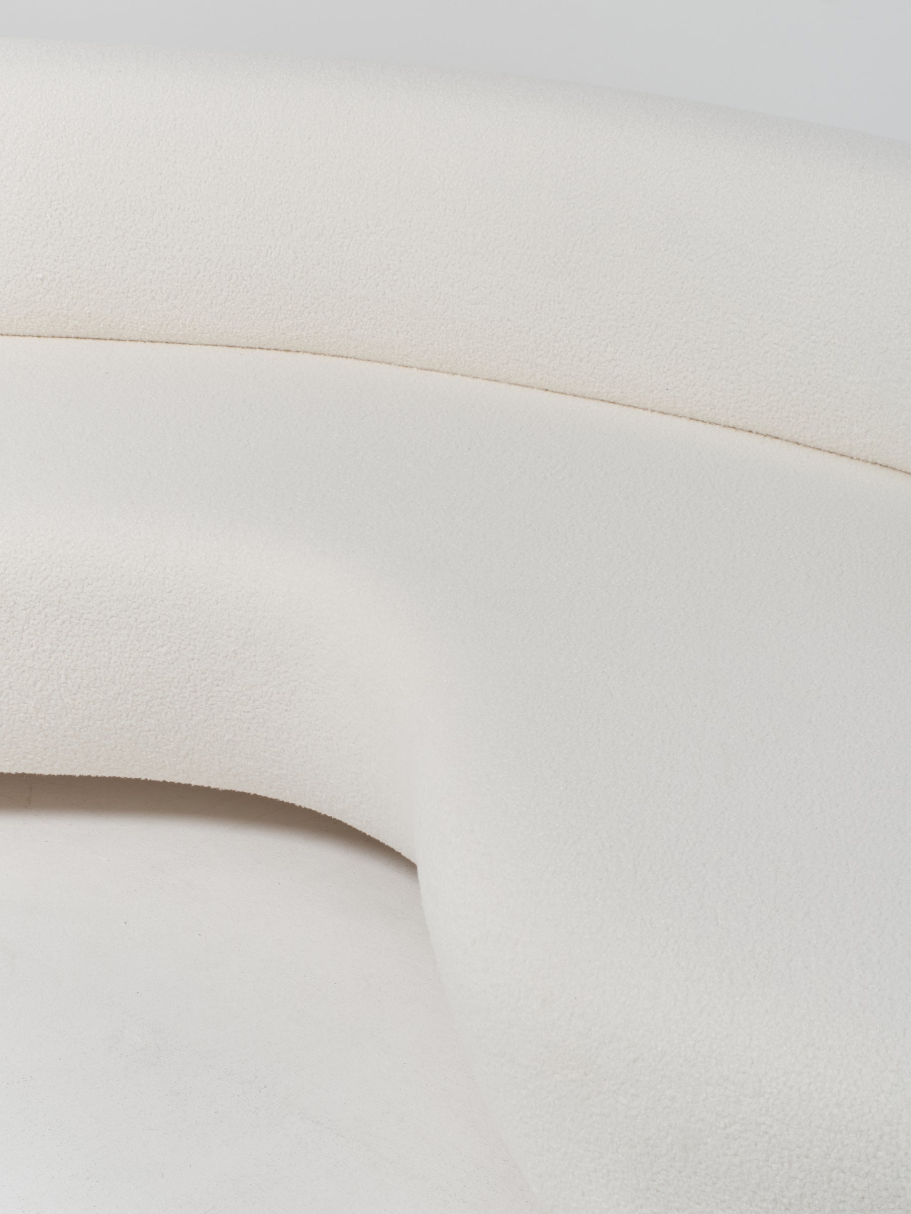 Serpentin Sofa / Boucle