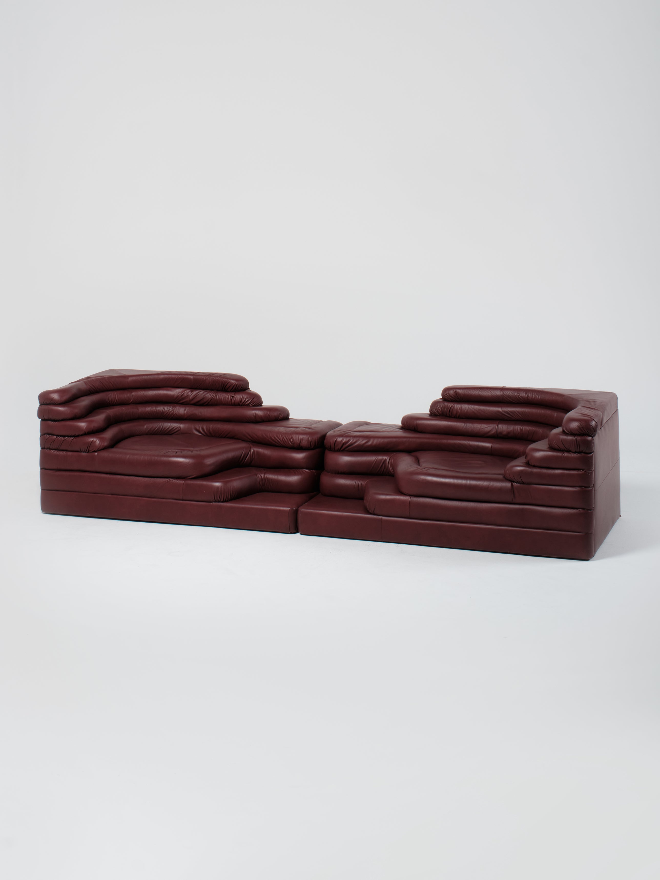 Terrazza Sofa / Burgundy | Left