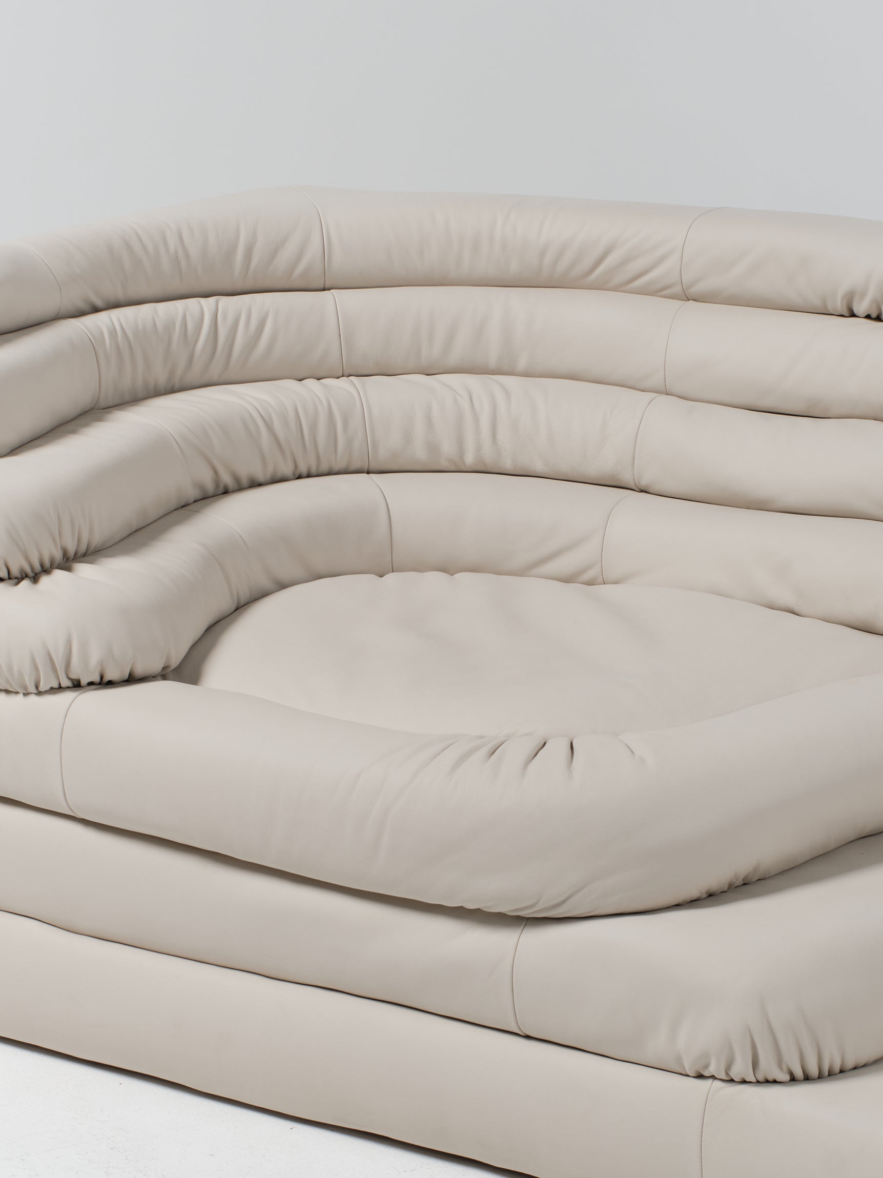 Terrazza Sofa / White | Right
