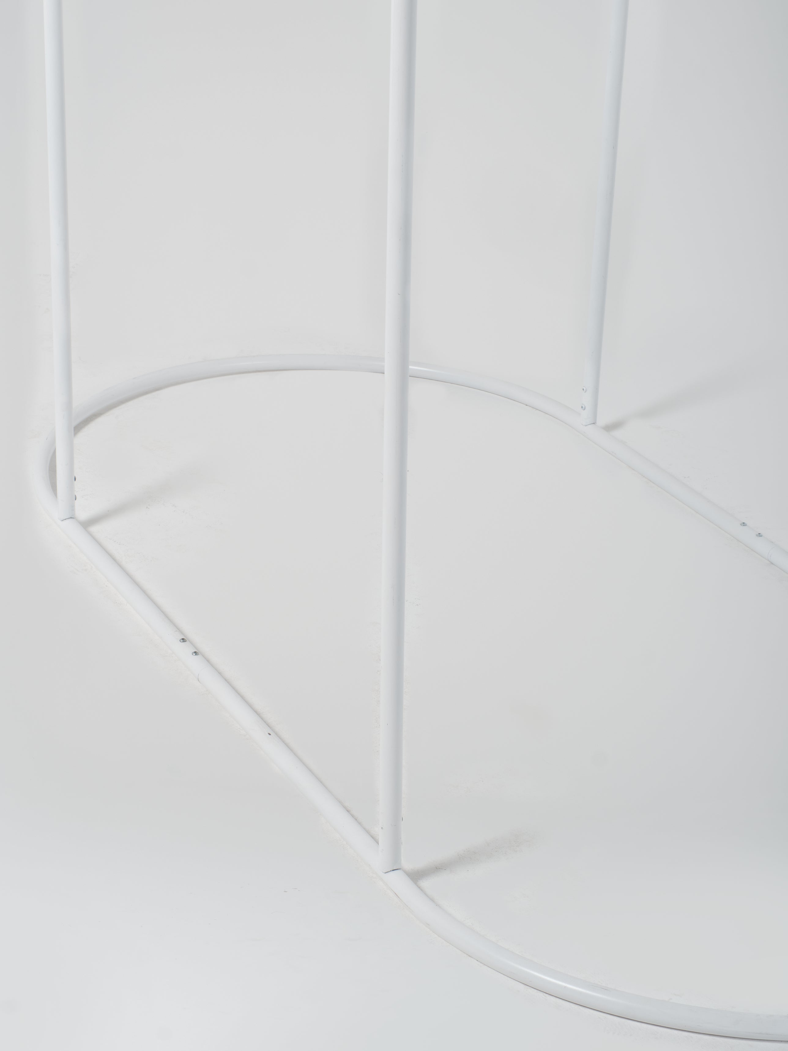 Oval Rail 1 / White