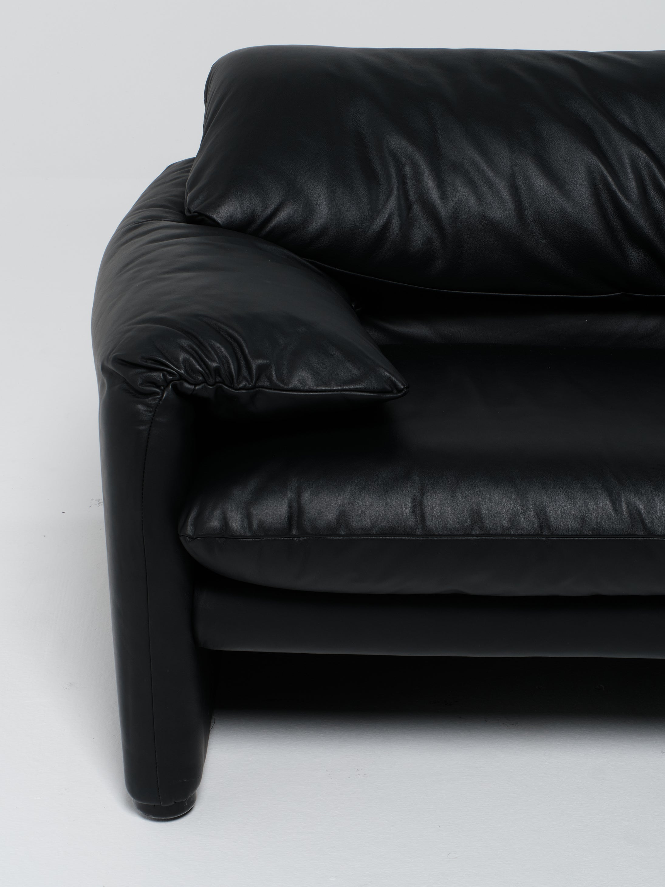 Maralunga Sofa / 2-Seater
