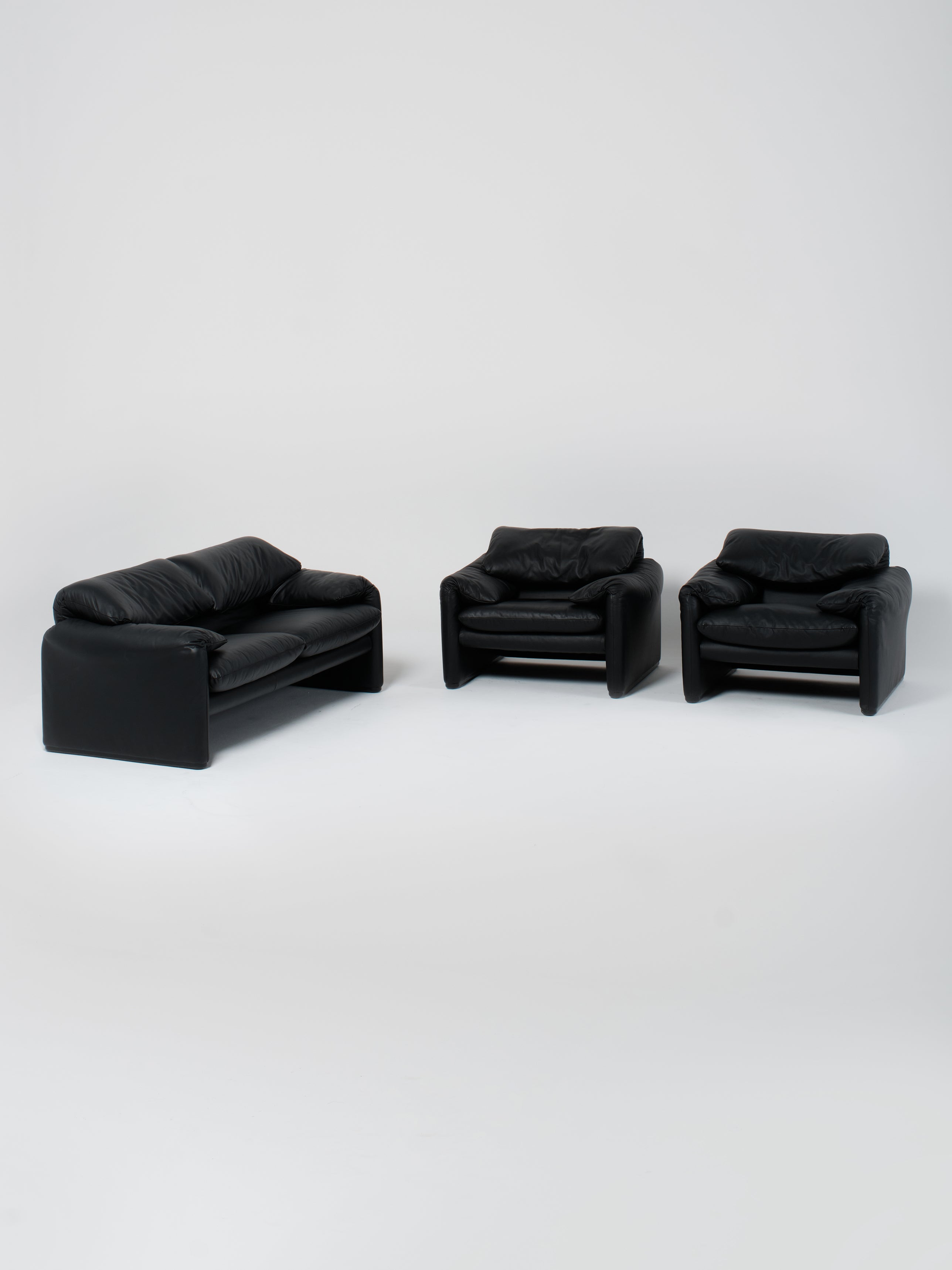 Maralunga Sofa / 2-Seater