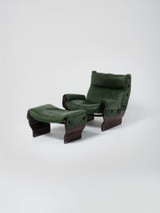 P110 Canada Armchair with Ottoman