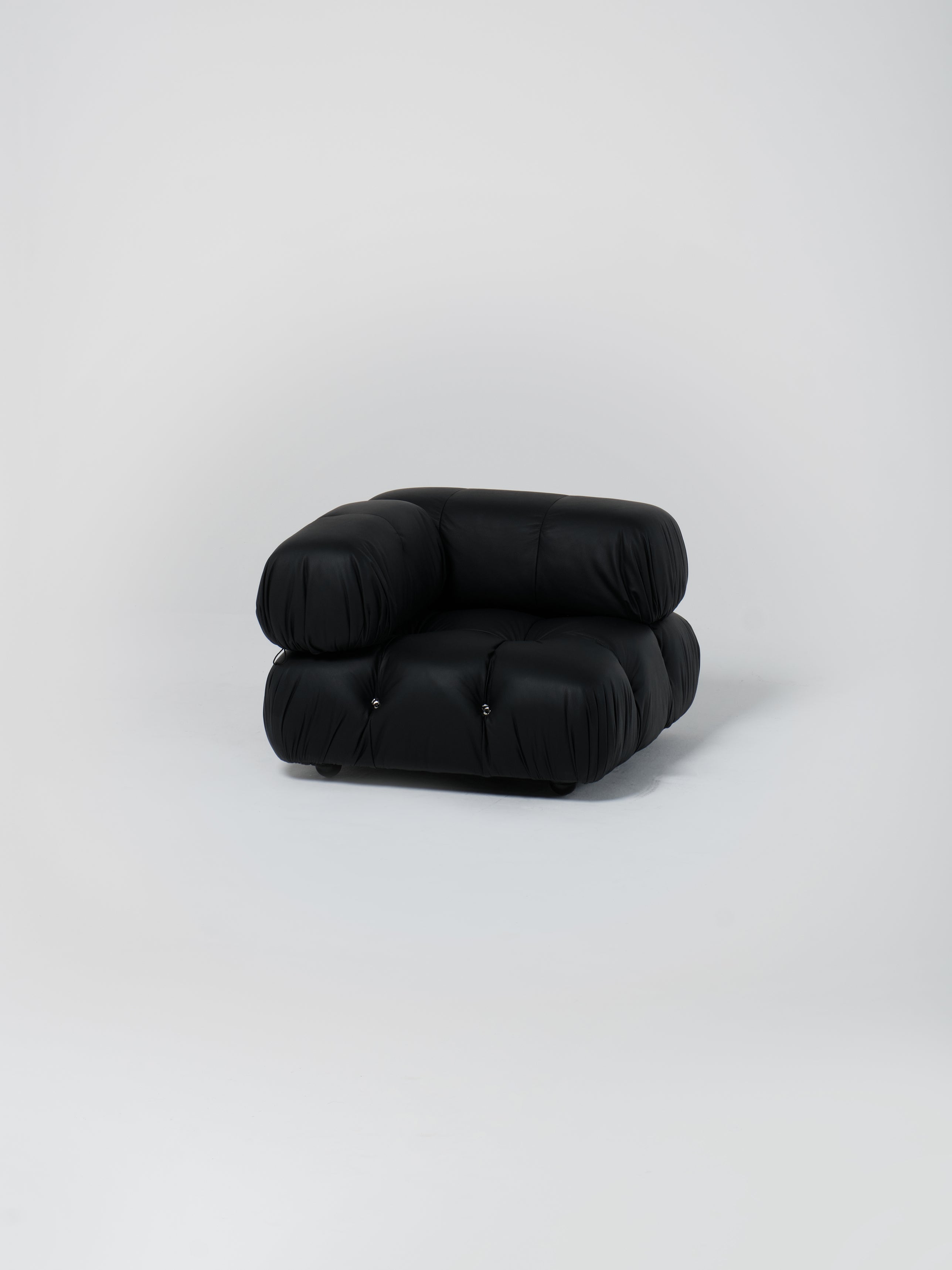 Camaleonda / Black | Corner