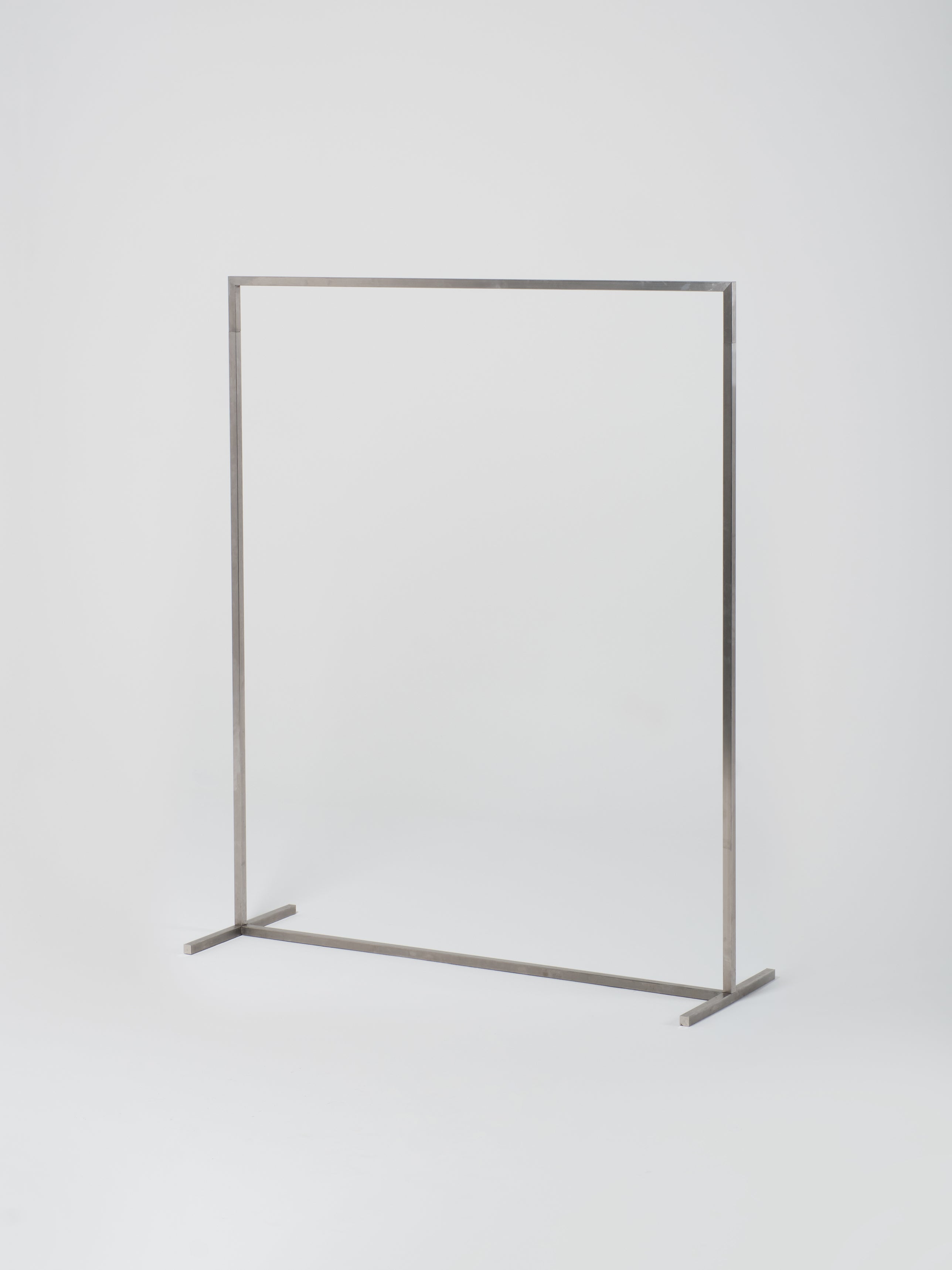Rail 9 / 150 x H180cm | Stainless Steel