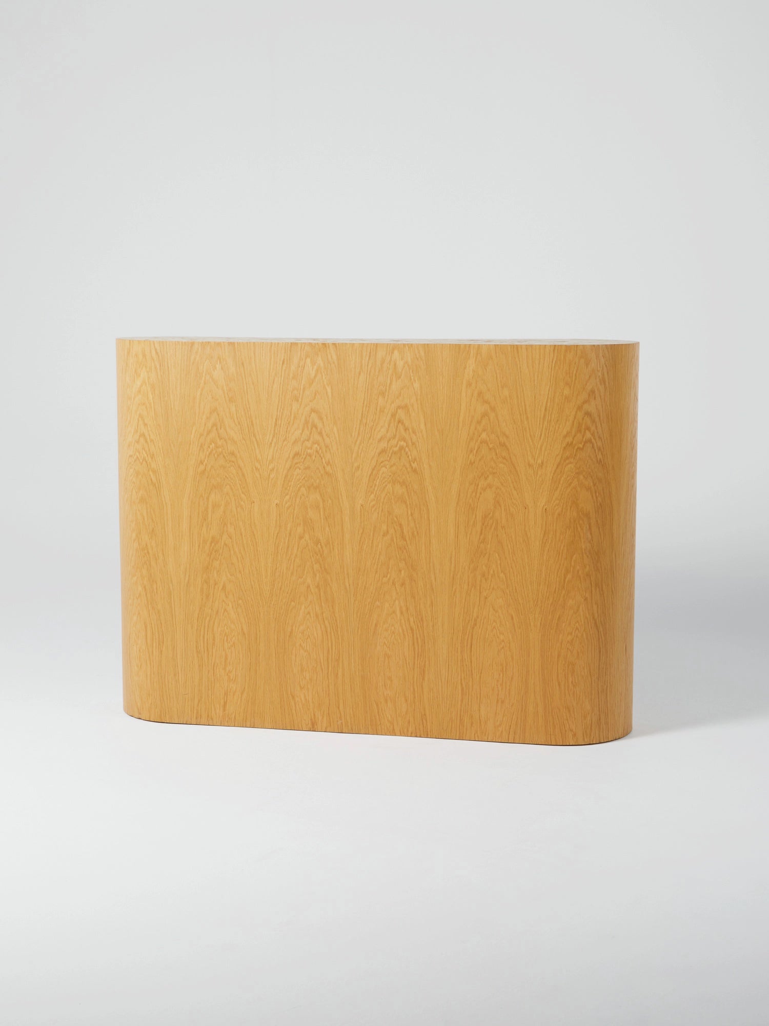 Bureau de Réception / Bois / Formes arrondies