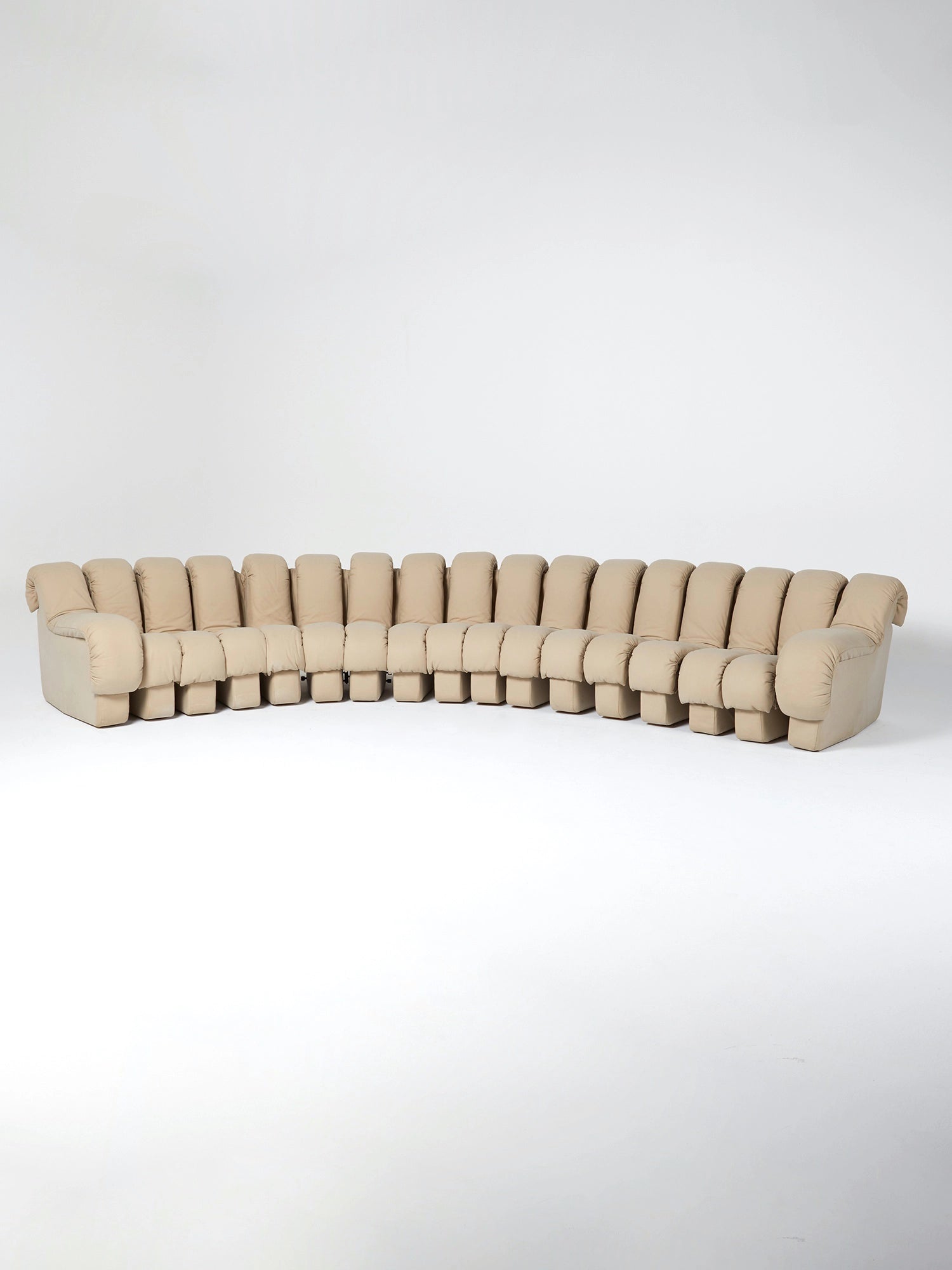 DS-600 / Beige | 14 modules