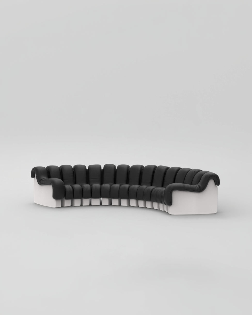 DS-600 Sofa B&W