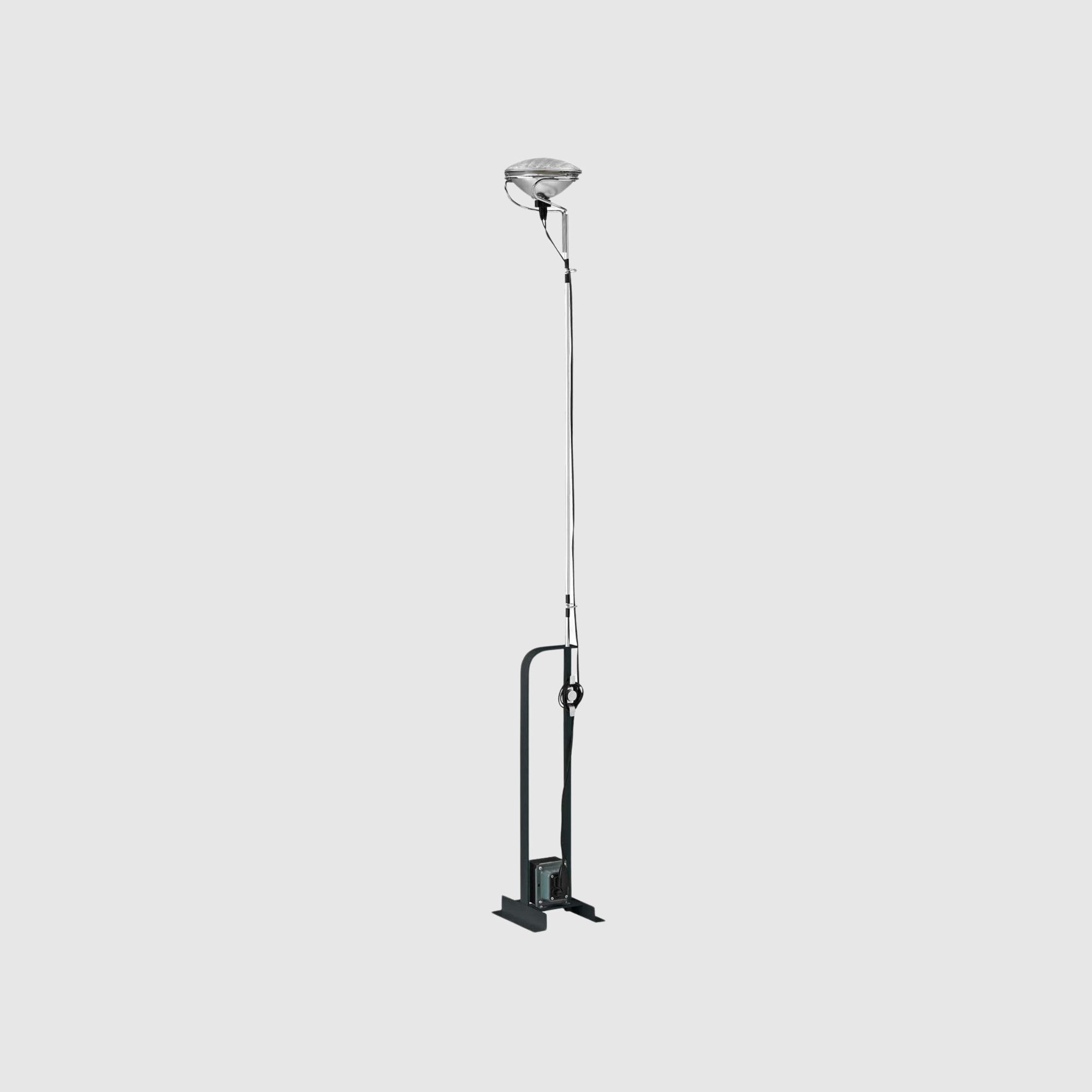 Toio Floor Lamp